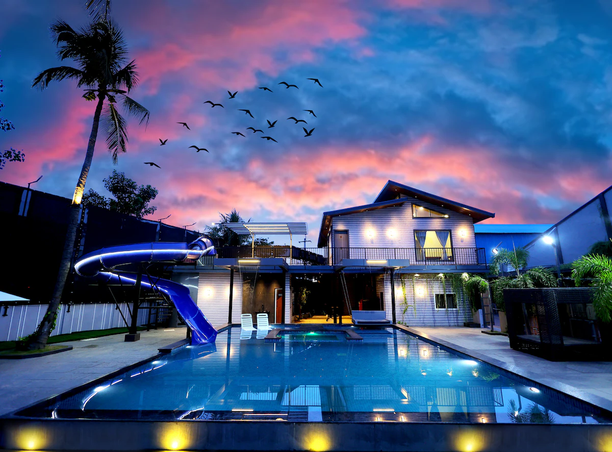 Svarg Pool private guest house
